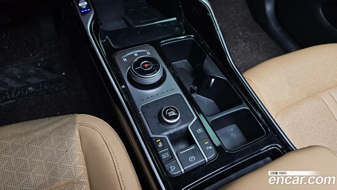 Kia Sorento — фото 9