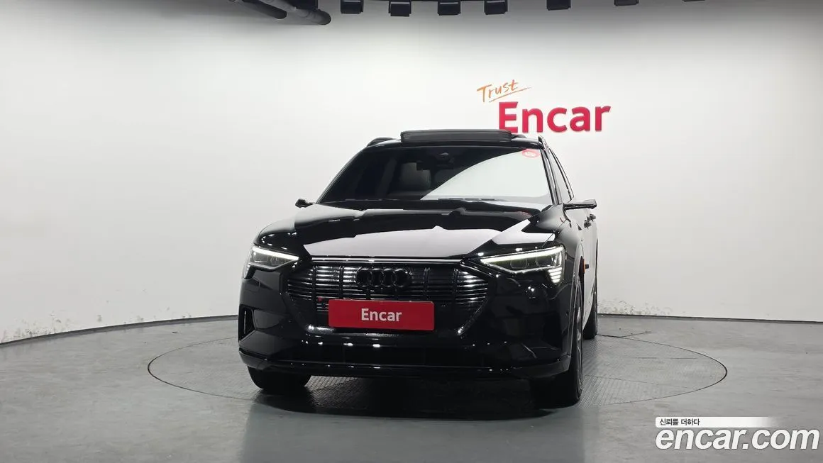 Audi e-tron 2022 из KR, фото 6