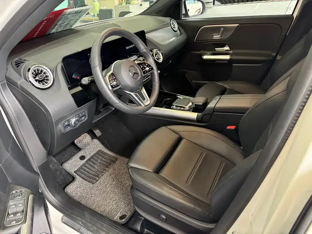 Mercedes-Benz GLA 2023 из CN, фото 10