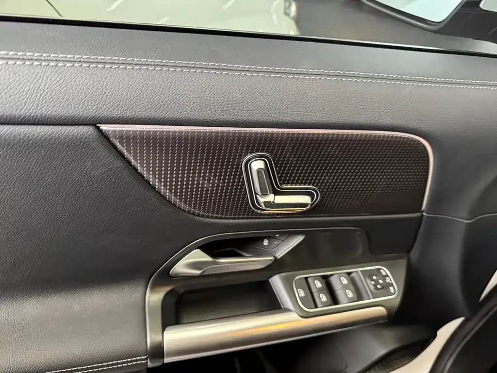 Mercedes-Benz GLA 2023 из CN, фото 7