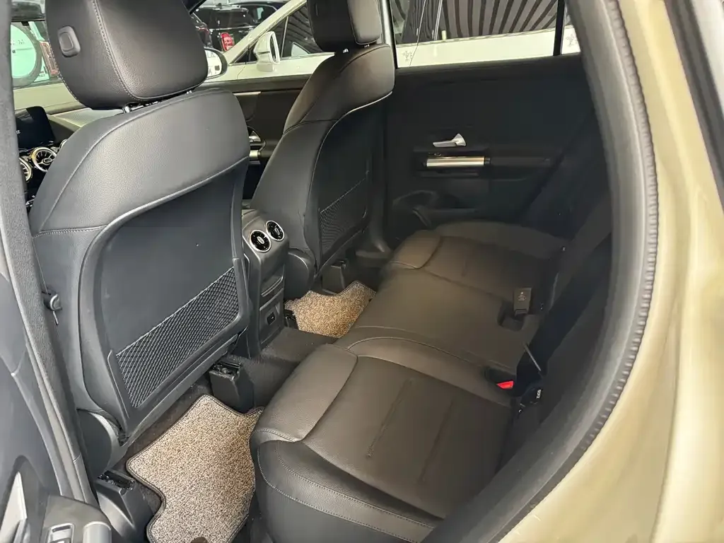 Mercedes-Benz GLA 2023 из CN, фото 2