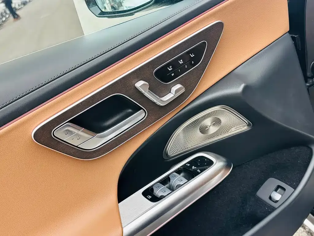 Mercedes-Benz E-Class 2024 из CN, фото 5