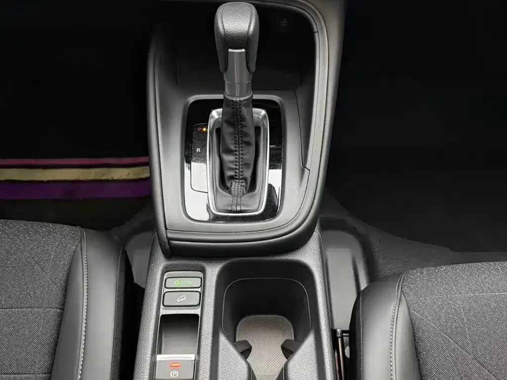 Honda Vezel 2023 из CN, фото 10