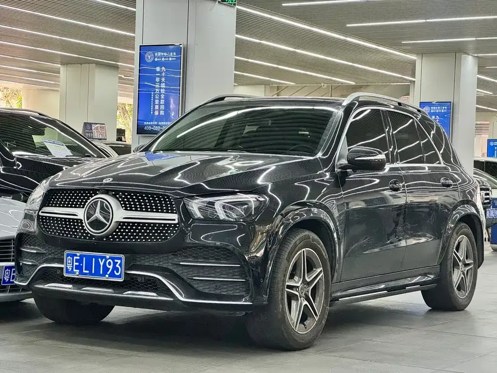 Mercedes-Benz GLE — фото 1