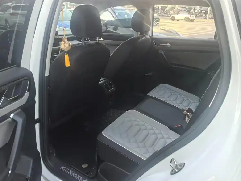 Volkswagen Tayron 2023 из CN, фото 3
