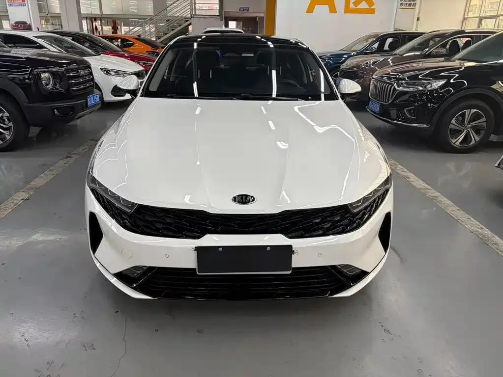 Kia K5 2021 из CN, фото 3
