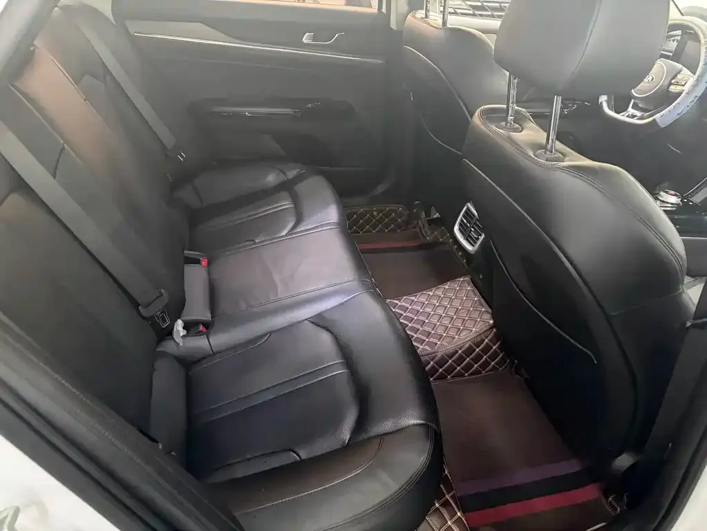 Kia K5 2021 из CN, фото 2