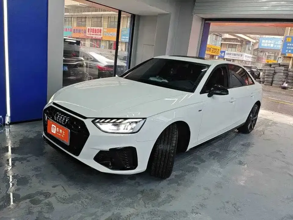 Audi A4L 2024 из CN, фото 1