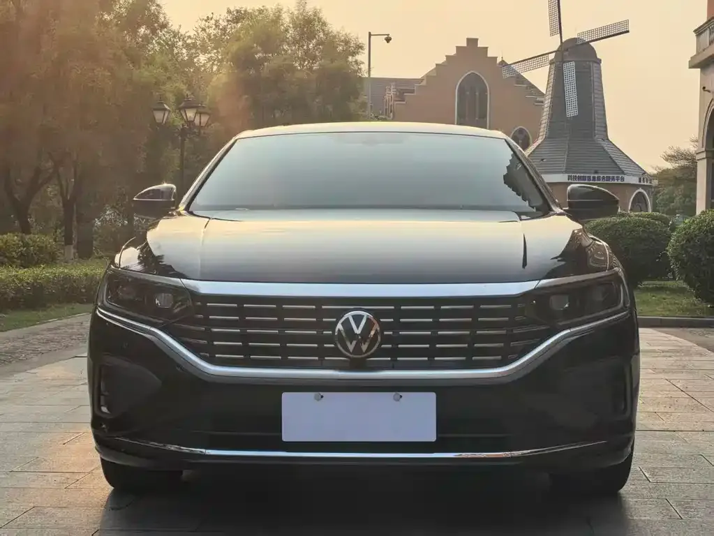 Volkswagen Passat — фото 4