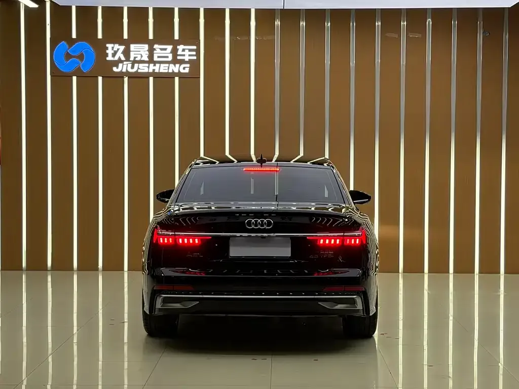 Audi A6L 2024 из CN, фото 2