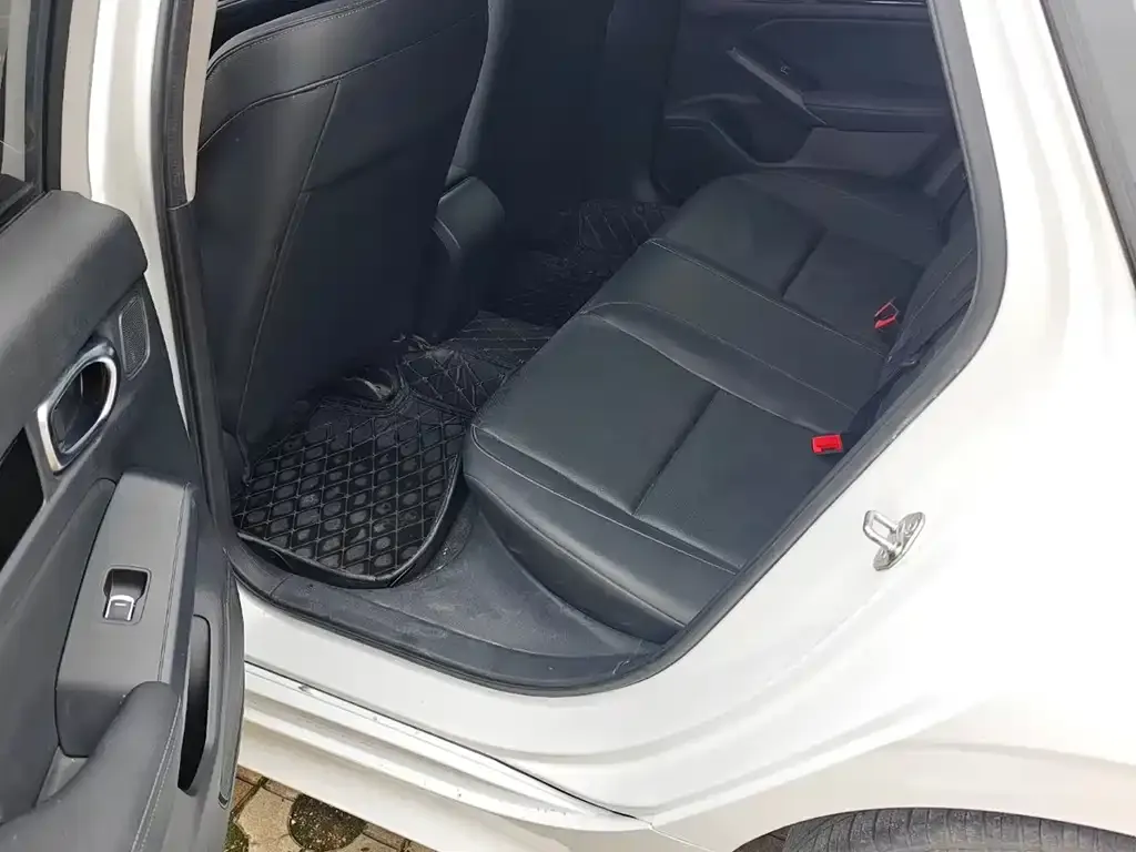 Honda Civic 2023 из CN, фото 2