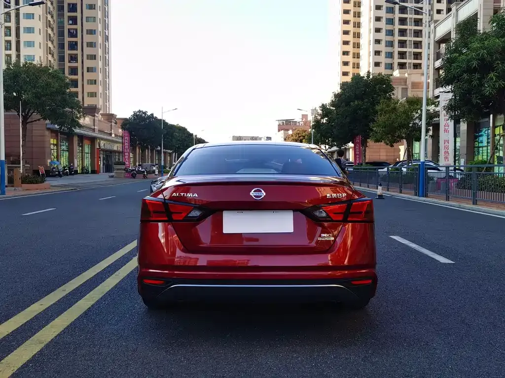 Nissan Teana 2021 из CN, фото 4
