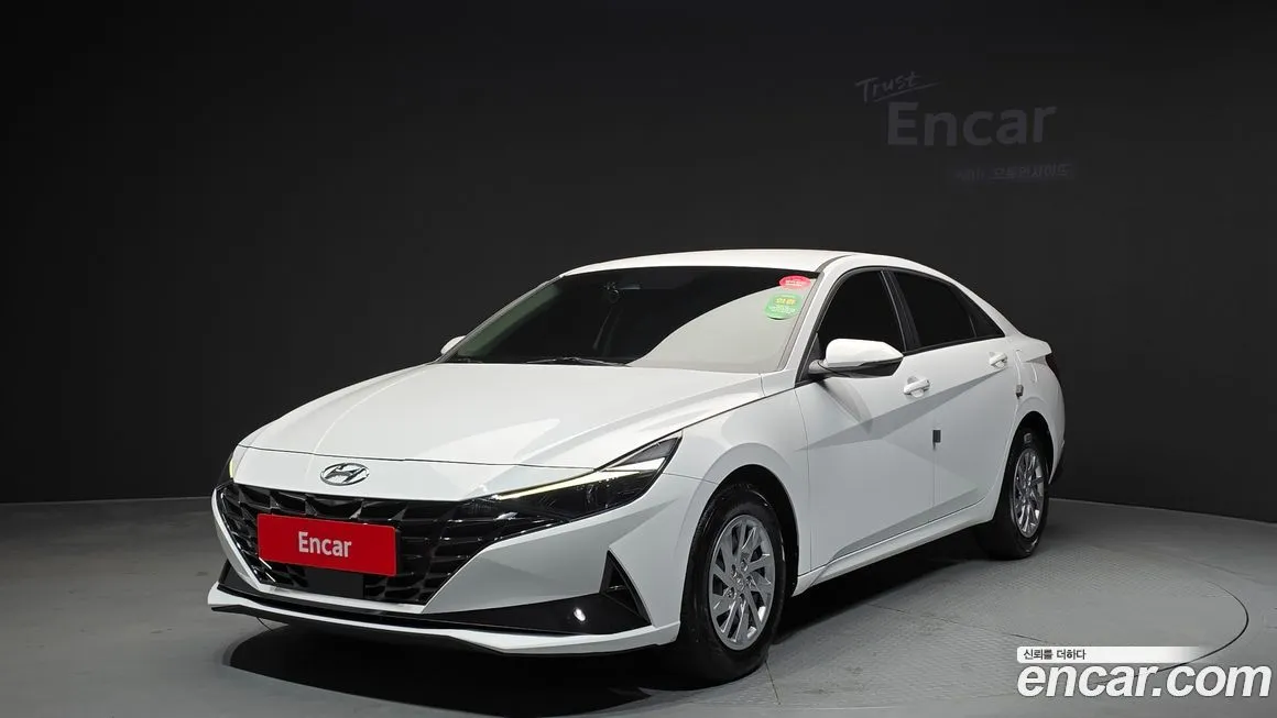 Hyundai AVANTE 2023 из KR, фото 1