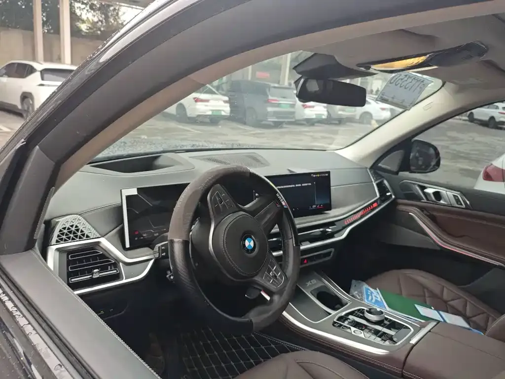 BMW X5 2025 из CN, фото 2