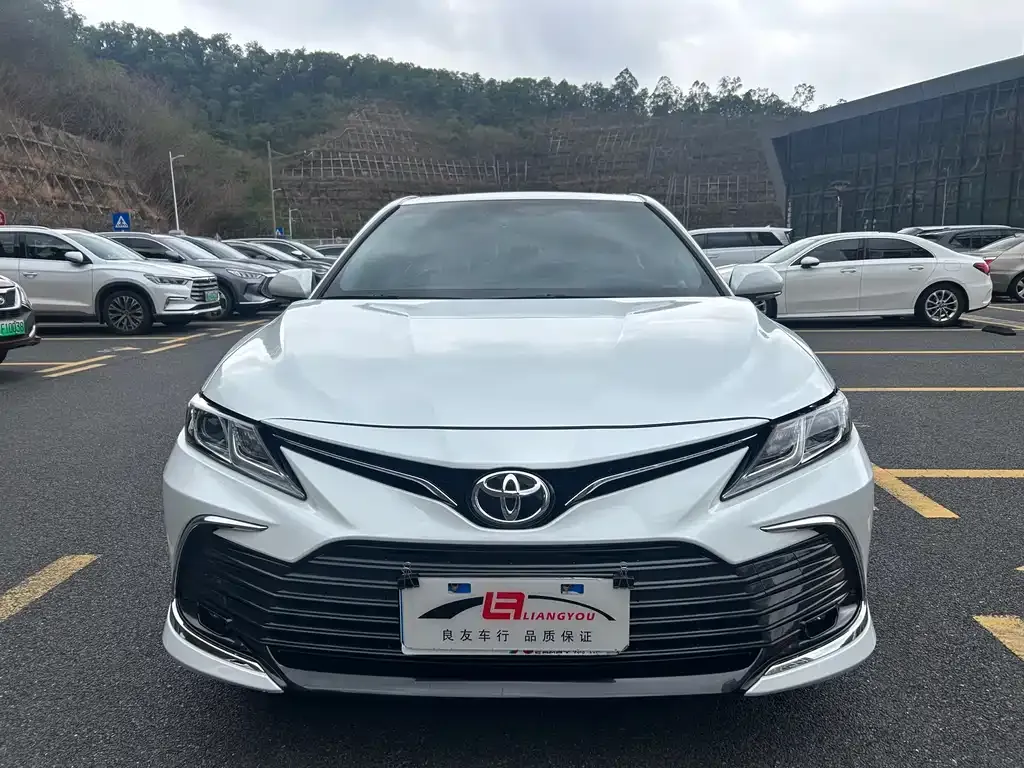 Toyota Camry 2022 из CN, фото 5