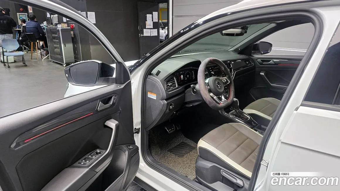 Volkswagen T-Roc 2022 из KR, фото 9