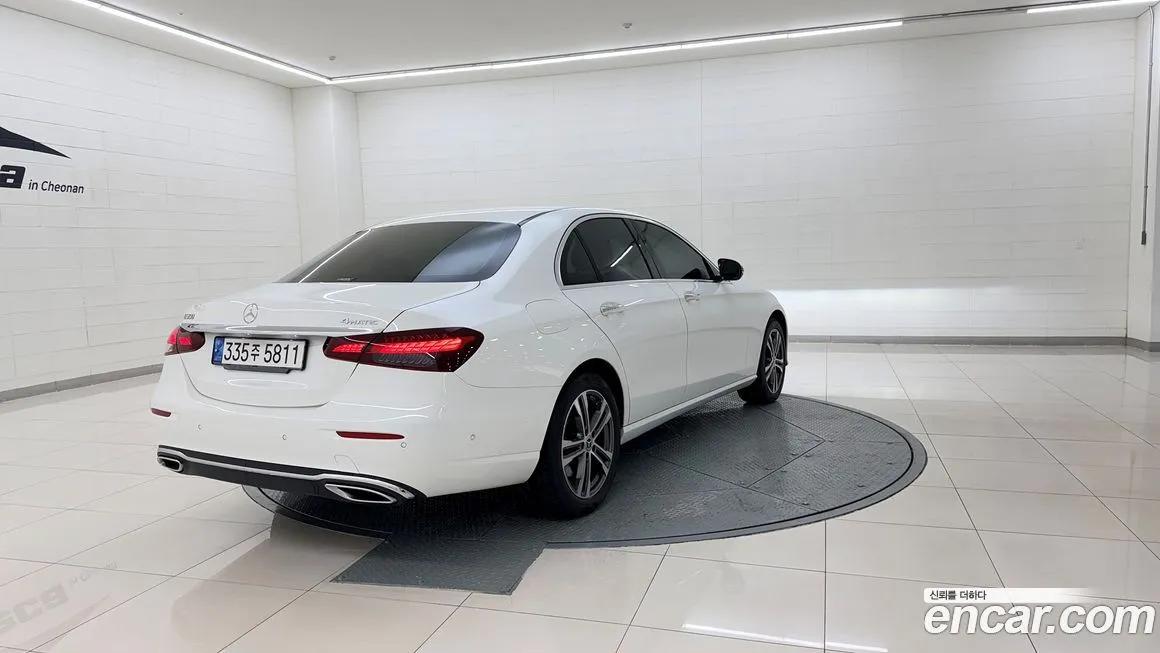 Mercedes-Benz E-Class 2022 из KR, фото 9