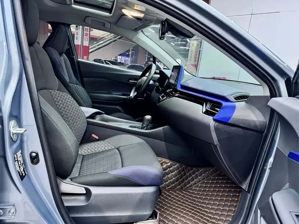 Toyota C-HR 2021 из CN, фото 10