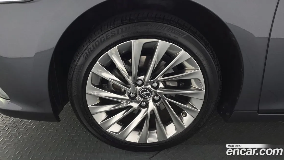 Lexus ES 2023 из KR, фото 6