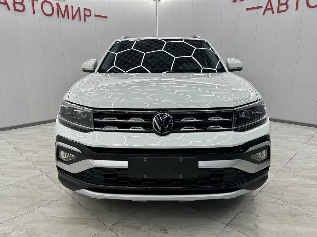 Volkswagen T-Cross — фото 10