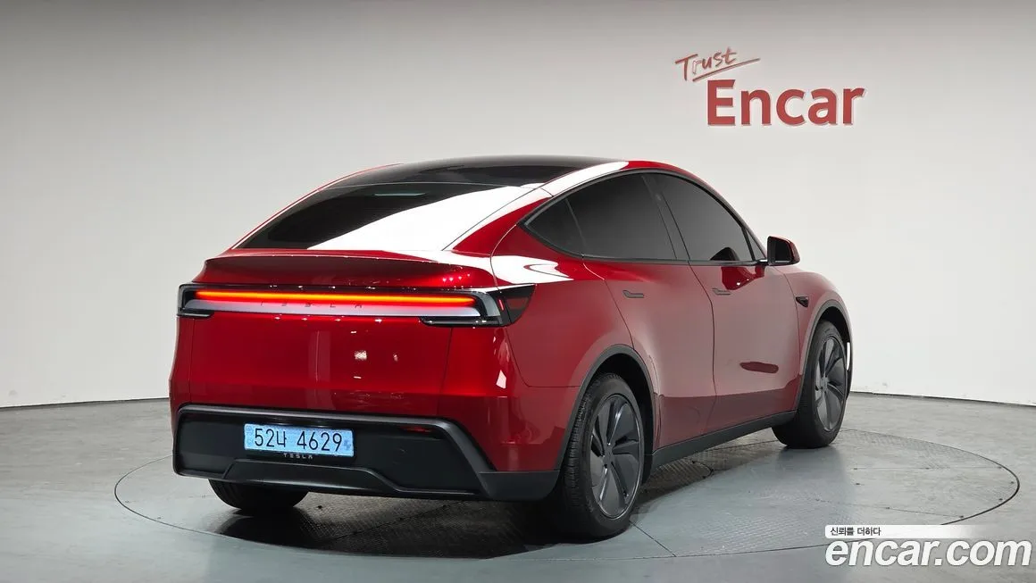 Tesla Model Y — фото 2