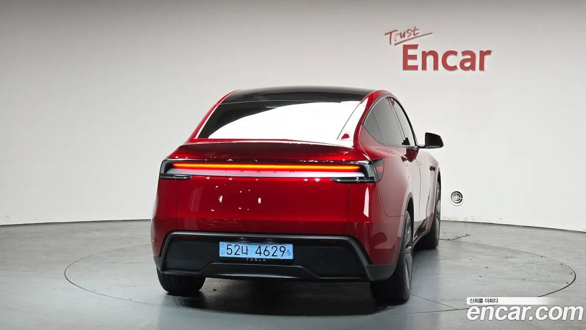 Tesla Model Y — фото 3