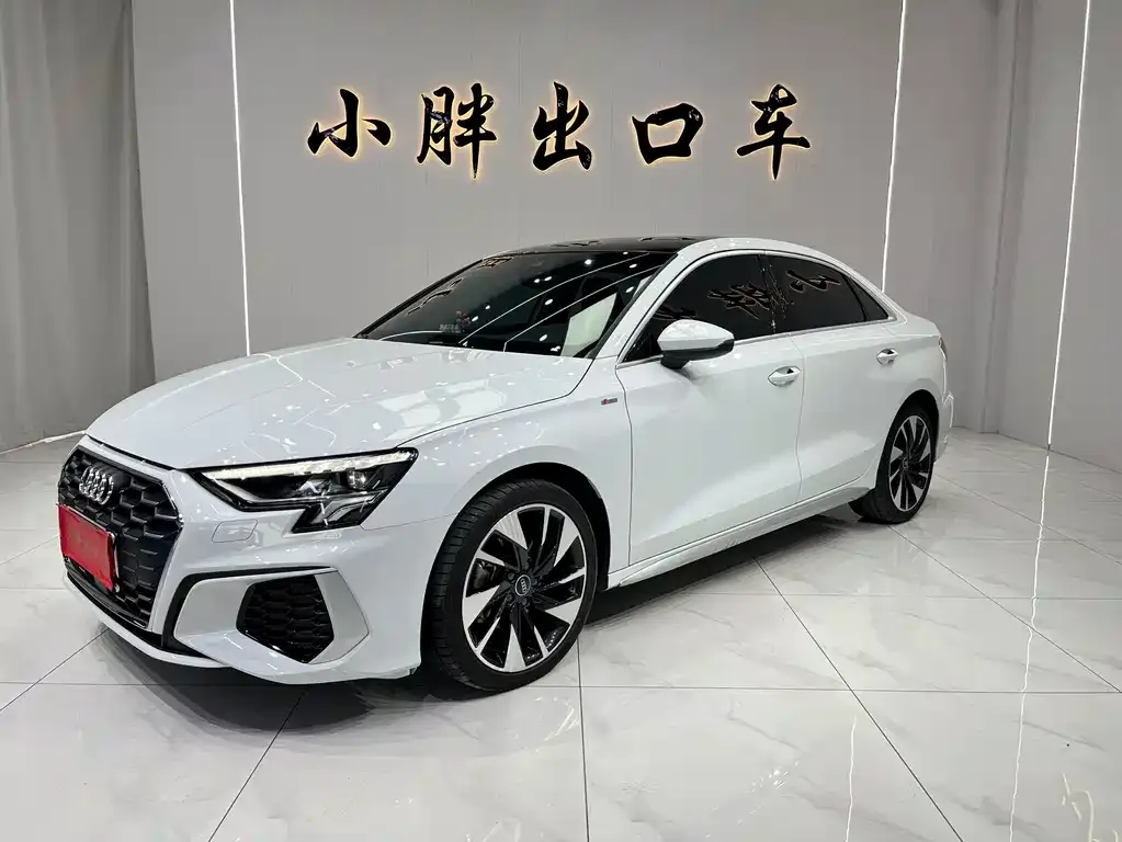 Audi A3 2023 из CN, фото 1