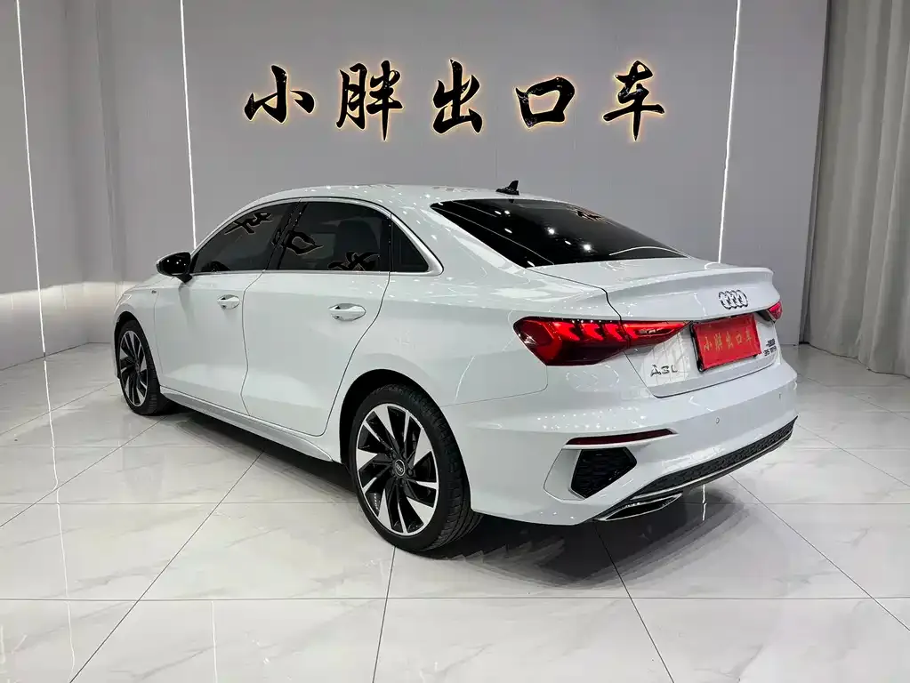 Audi A3 2023 из CN, фото 6