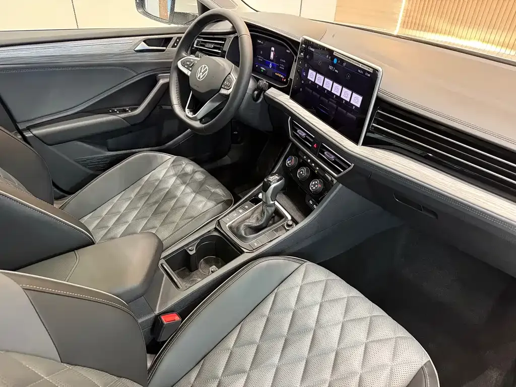 Volkswagen Sagitar 2024 из CN, фото 2