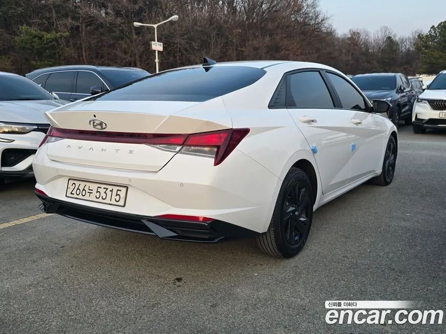 Hyundai AVANTE — фото 9