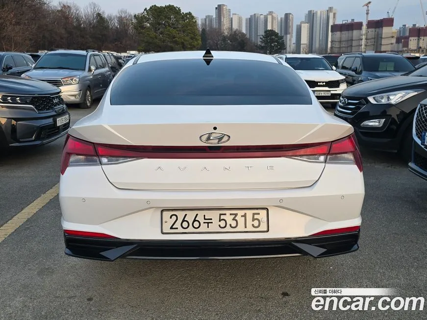Hyundai AVANTE — фото 10
