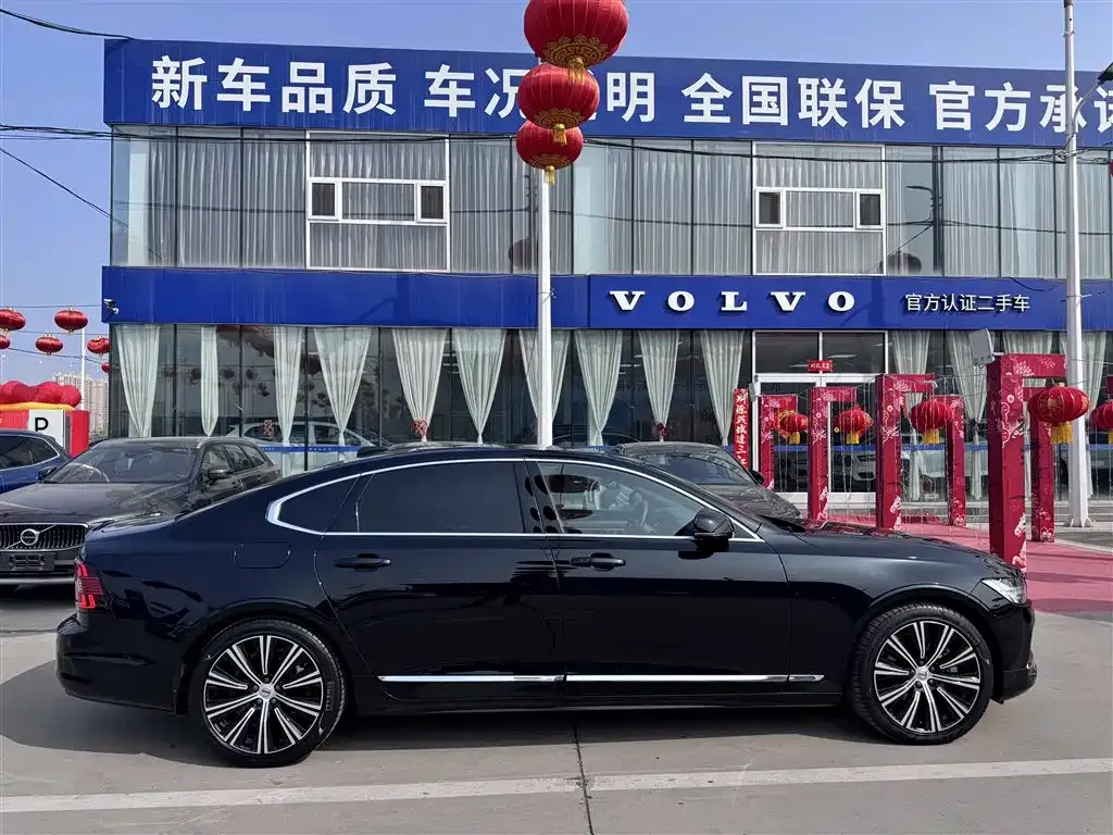 Volvo S90 2023 из CN, фото 2