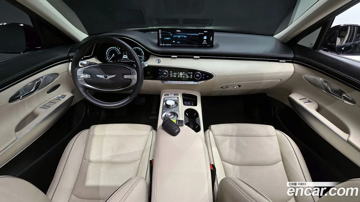 Genesis GV70 — фото 10