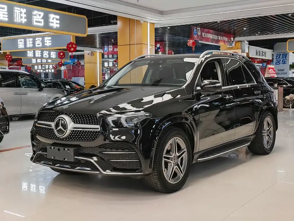 Mercedes-Benz GLE — фото 1