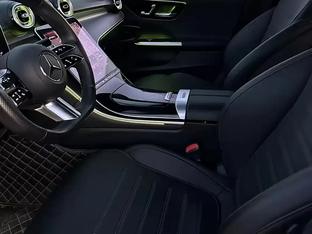 Mercedes-Benz C-Class 2023 из CN, фото 2