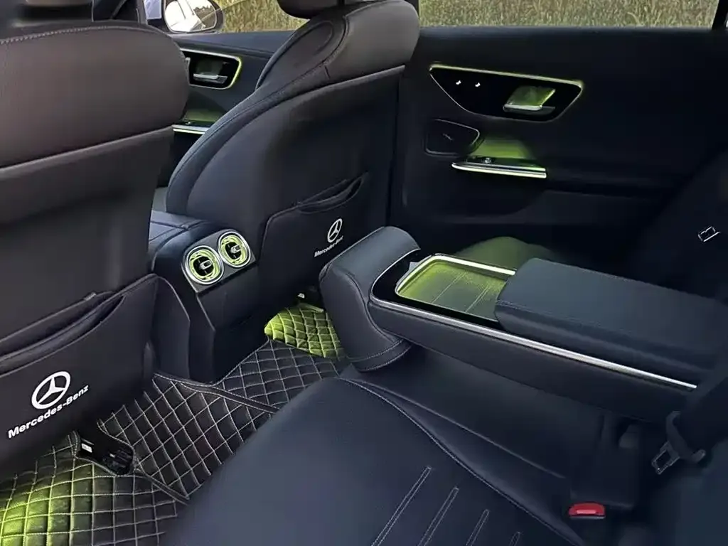 Mercedes-Benz C-Class 2023 из CN, фото 7