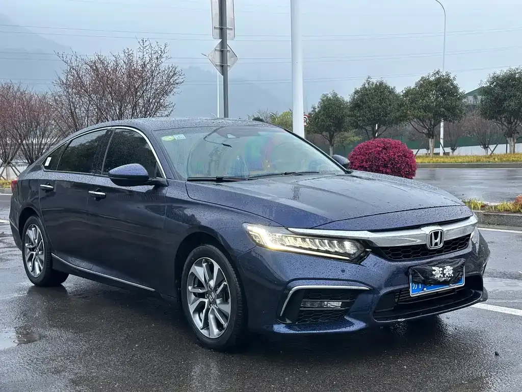 Honda Inspire — фото 9
