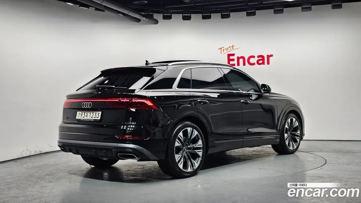 Audi Q8 2025 из KR, фото 8
