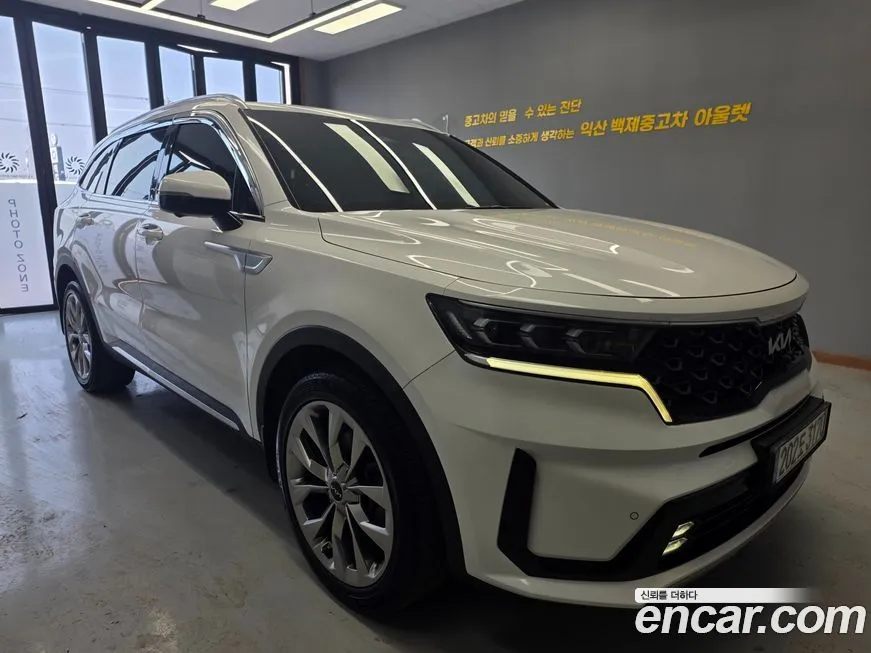 Kia Sorento — фото 1