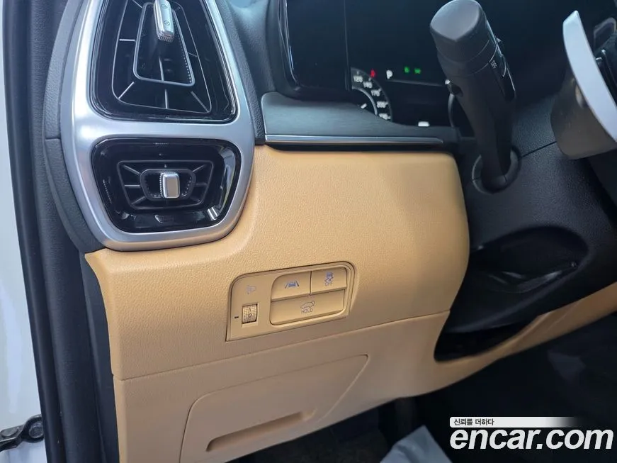 Kia Sorento — фото 8