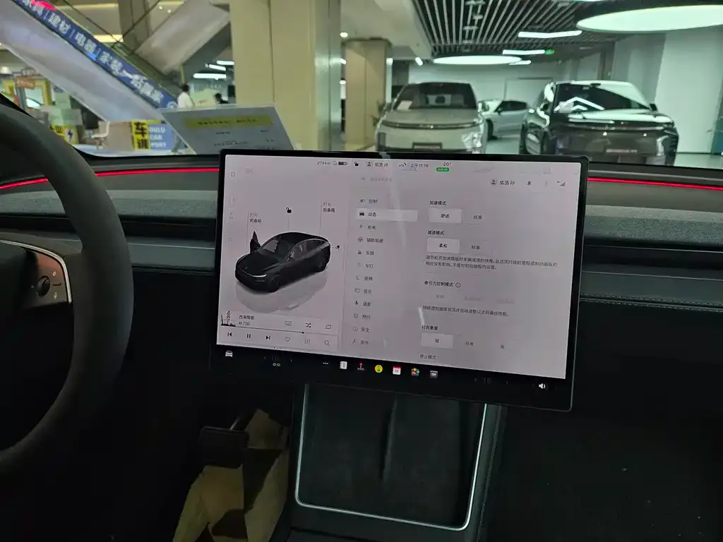 Tesla Model Y — фото 4