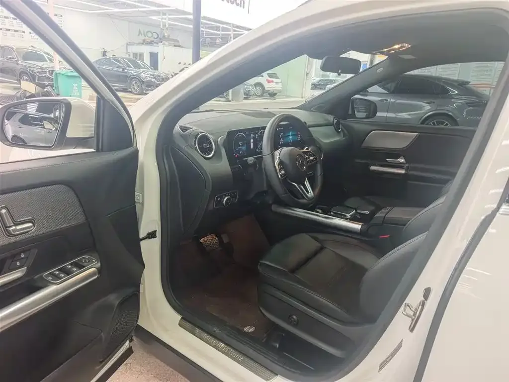 Mercedes-Benz GLA 2024 из CN, фото 5