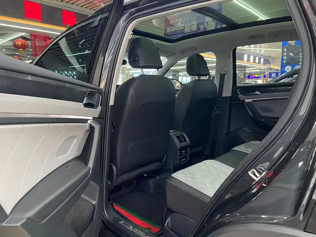 Volkswagen Tayron 2022 из CN, фото 2