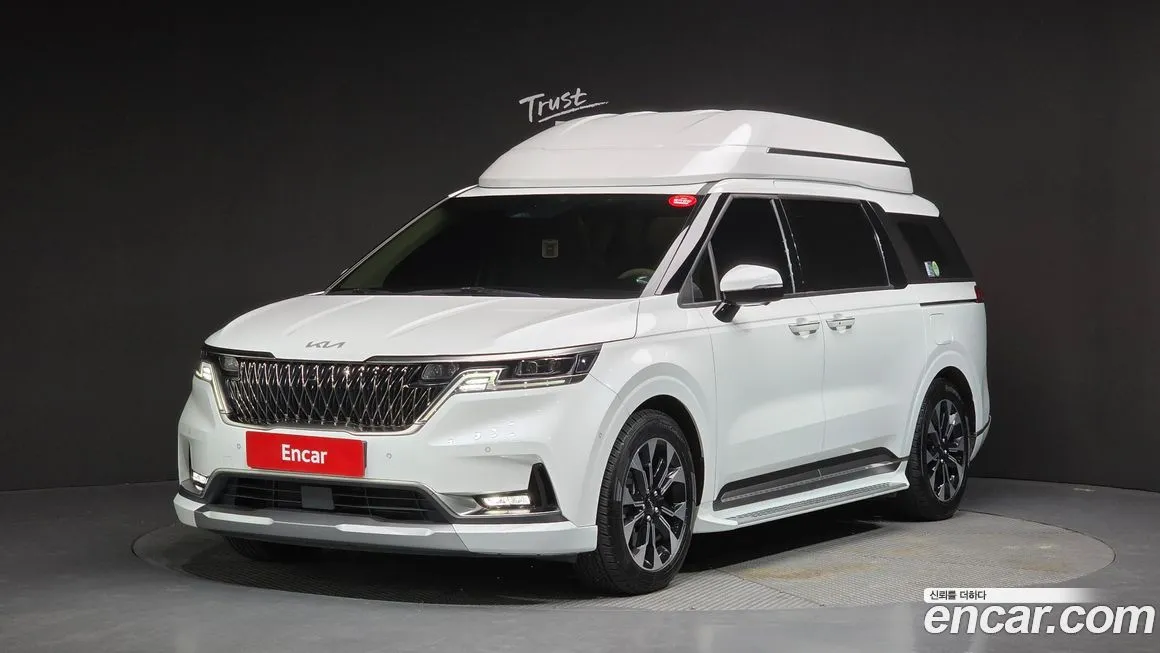 Kia Carnival — фото 1