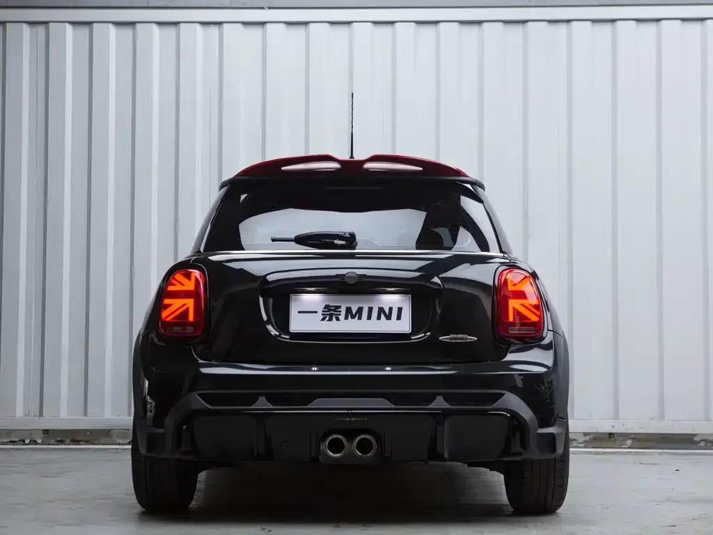 MINI JCW (John Cooper Works) 2022 из CN, фото 2