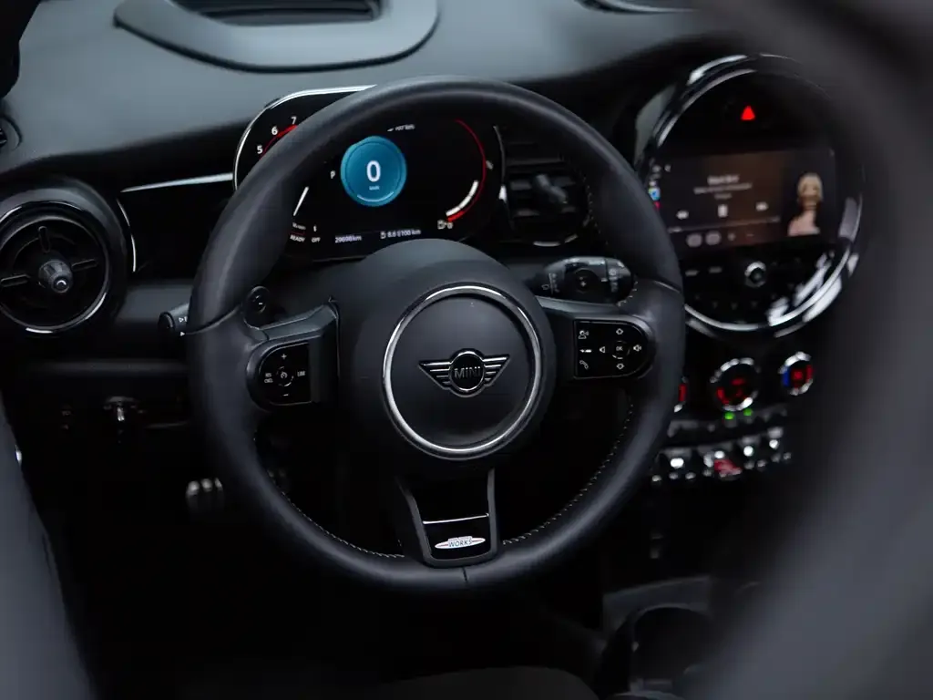 MINI JCW (John Cooper Works) 2022 из CN, фото 3