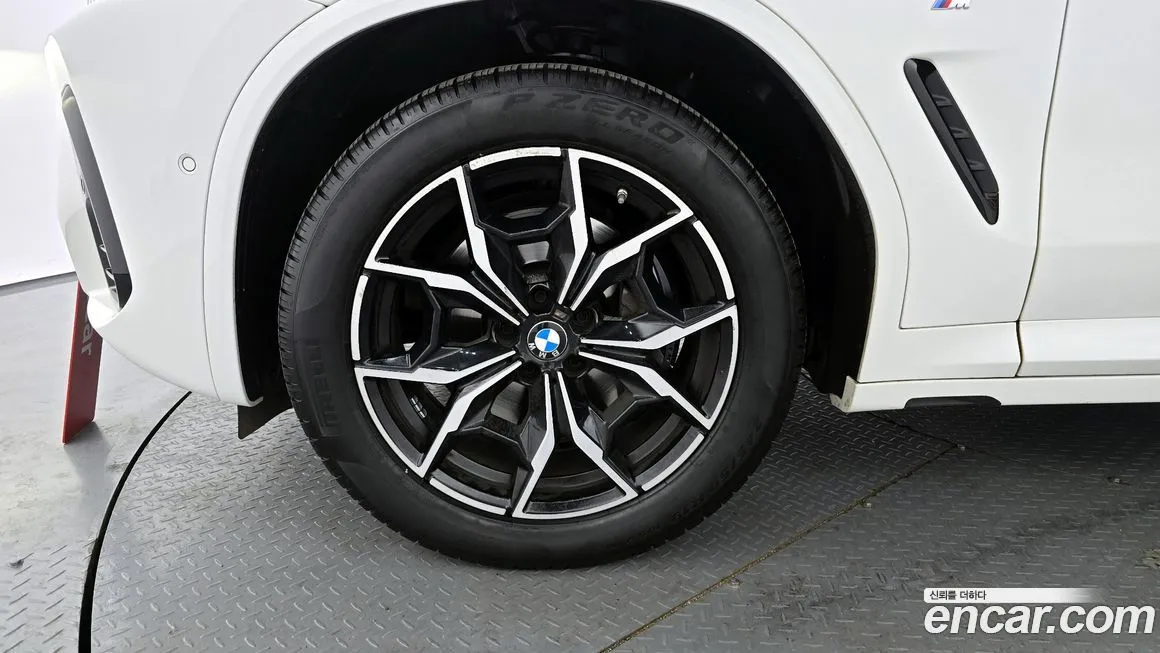 BMW X4 2023 из KR, фото 7