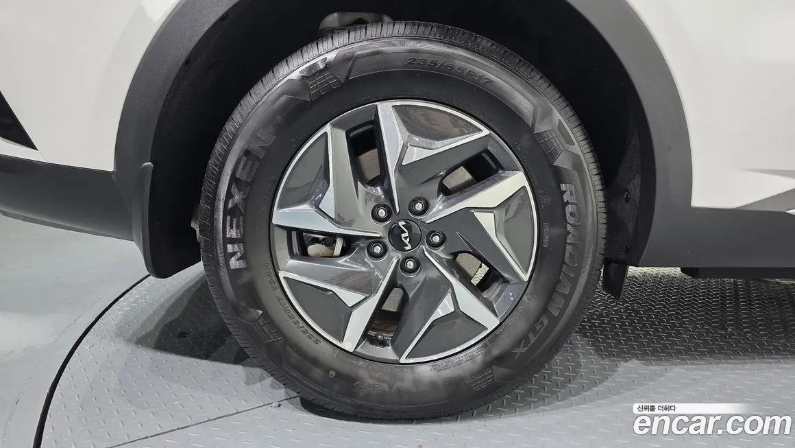 Kia Sorento — фото 7