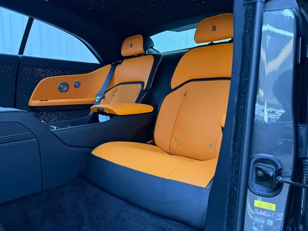 Rolls-Royce Phantom 2024 из CN, фото 7
