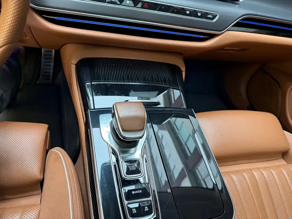 Hongqi H9 2024 из CN, фото 9